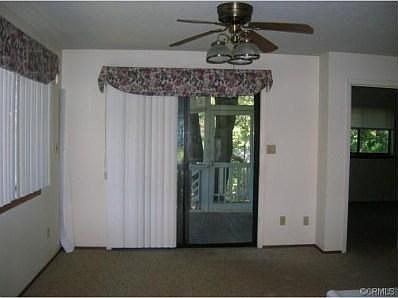 4th image of 25946 Kings Ct