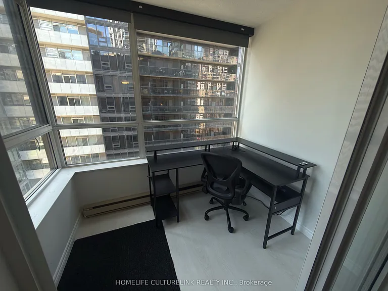 711 Bay St #1712 — Photo 2