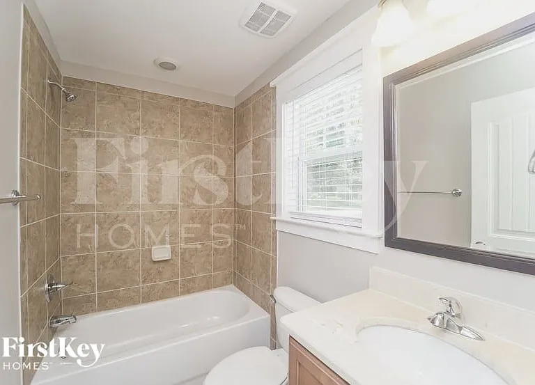 355 Spring St — Photo 10