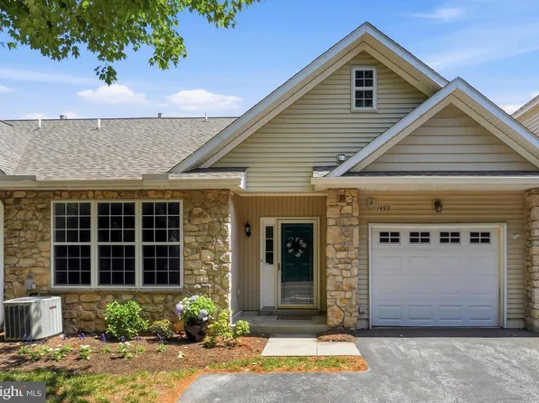 1493 Country Club Dr, Springfield, PA 19064