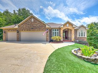 9 Berrydale Ln, Bella Vista, AR 72715