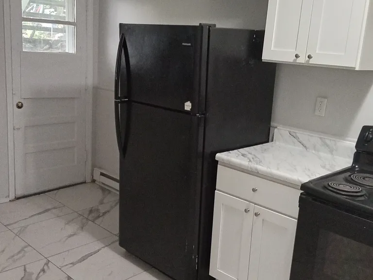 80 Sedgwick Ave #1 — Photo 8