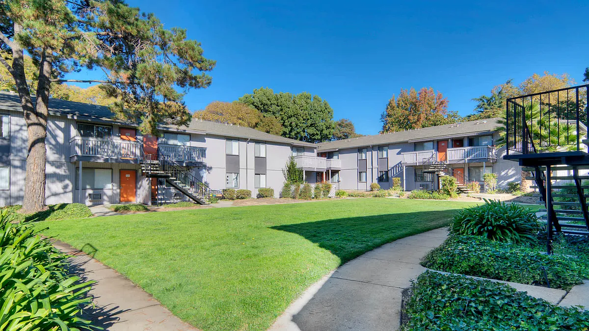 Exterior and Grounds - Parkside