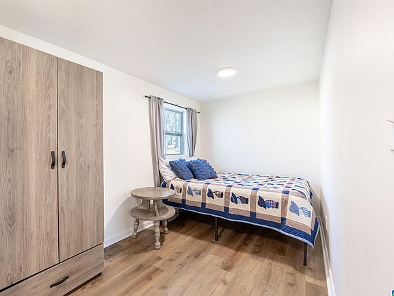 3rd image of 120 3rd Ave N