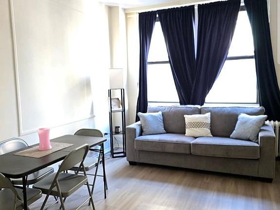 3rd image of 1324 Locust St APT 1428