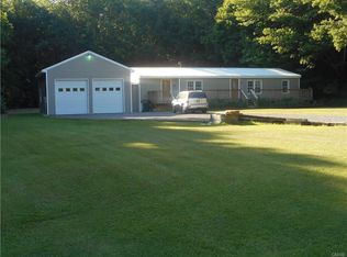 105 White Rd, Parish, NY 13131