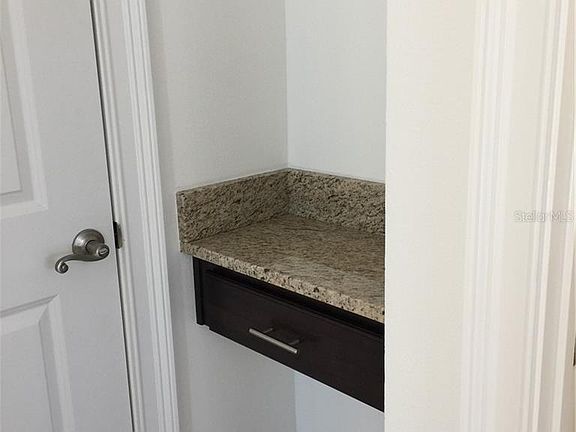 5th image of 4669 Garden Dr