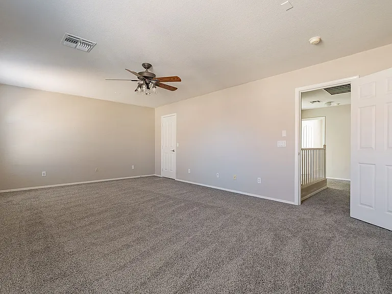 2420 E Gleneagle Dr — Photo 19