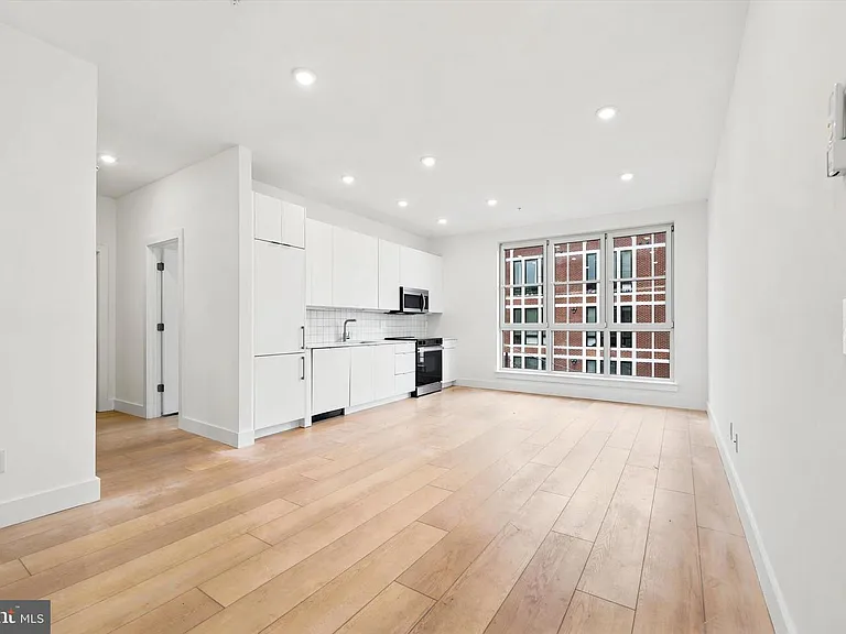 2406 Frankford Ave #14 — Photo 12