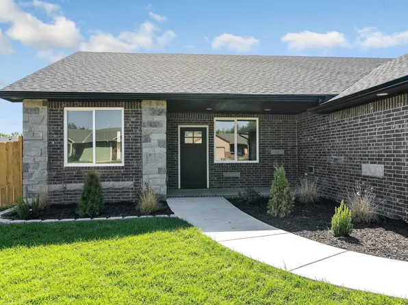 5006 S Osage Cir, Wichita, KS 67217