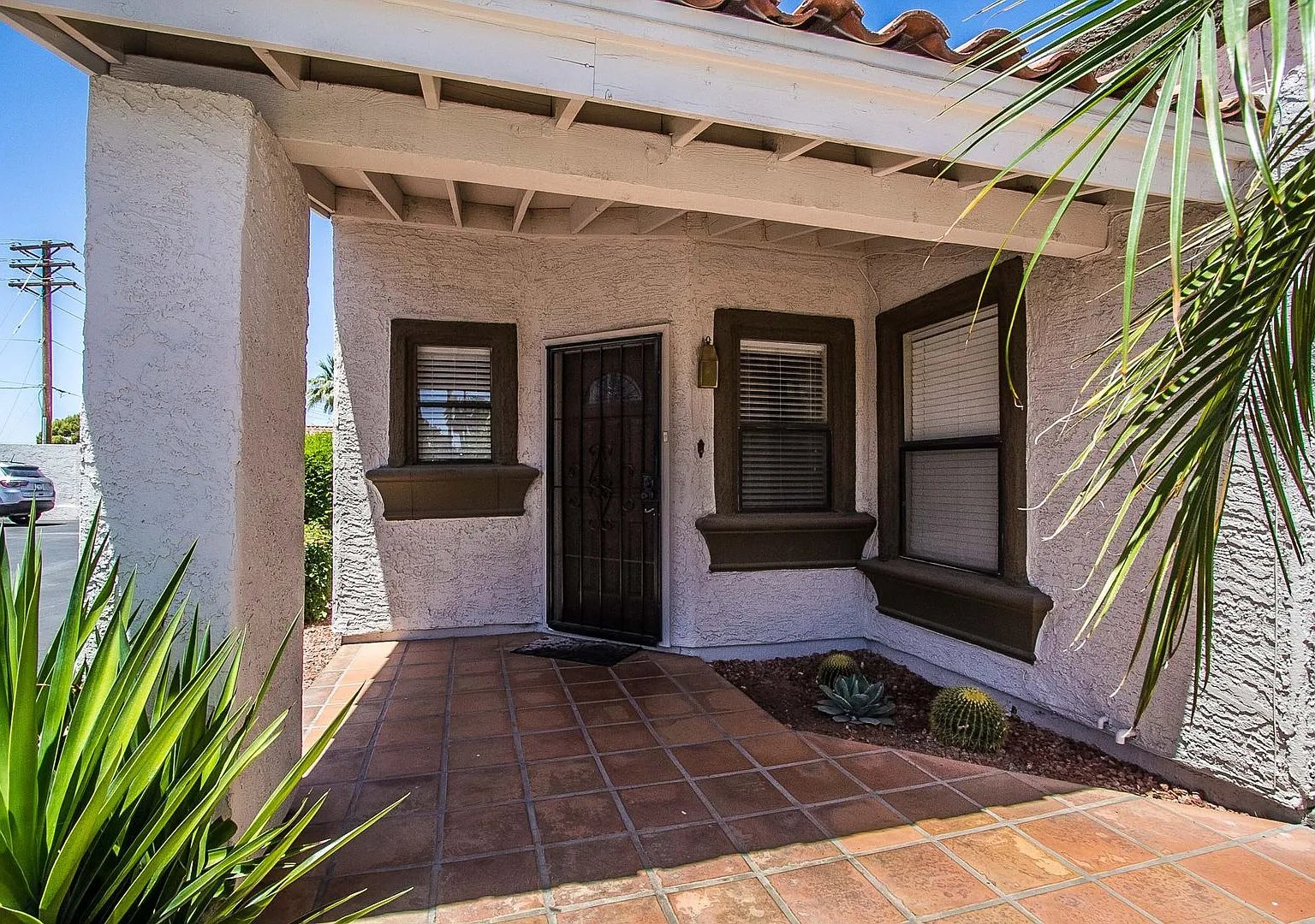 Effortless Scottsdale Living at an affordable price — Photo 1