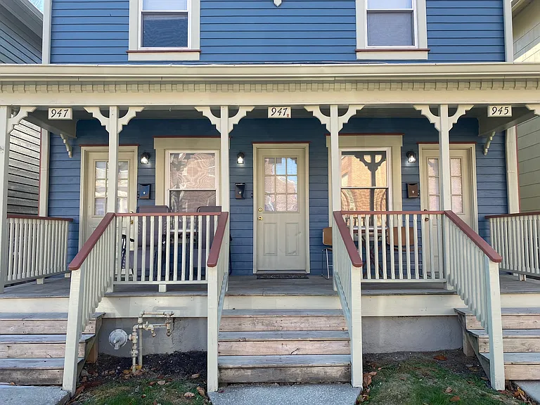 947 Prospect St #2 — Photo 2