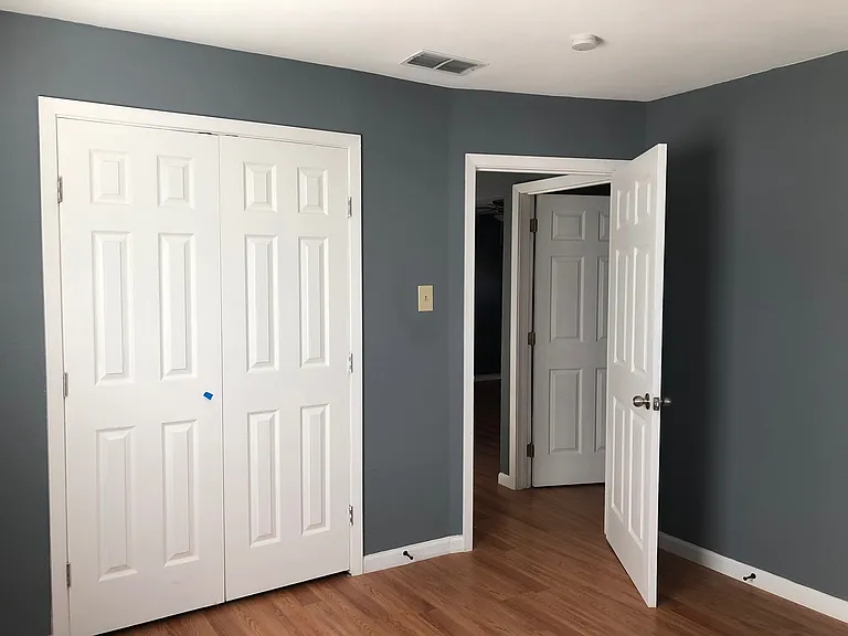620 E Sears St — Photo 18