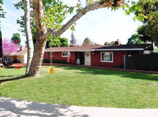 10 E Bonita Ave, Sierra Madre, CA 91024
