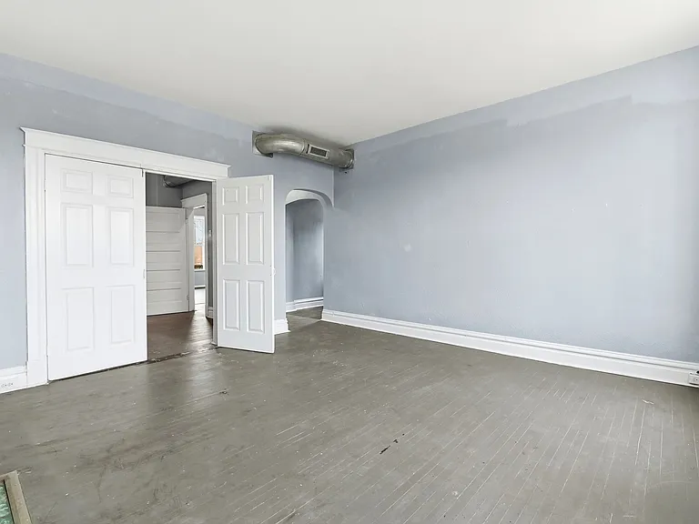 3623 Bamberger Ave #2F — Photo 13