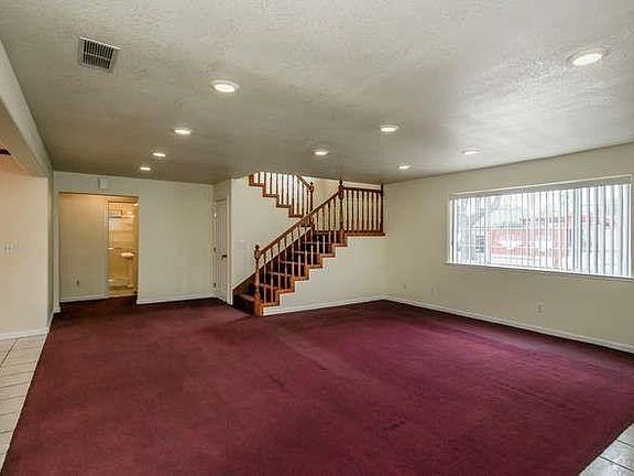 2nd image of 220 Terminal Ave