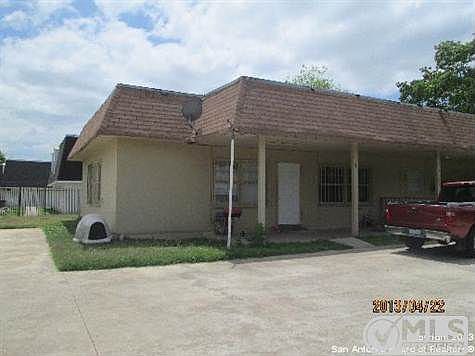 3rd image of 7100 Woodgate Dr