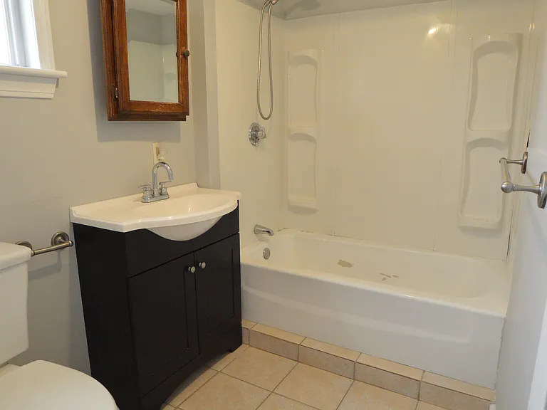 25 Sherman St #2 — Photo 10