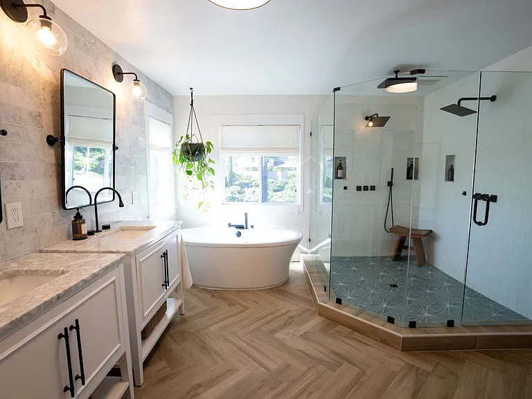 33896 Calafia St — Photo 26