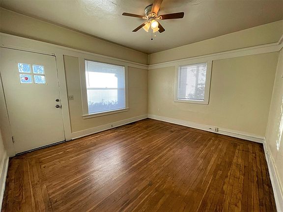 2nd image of 1823 N Center St