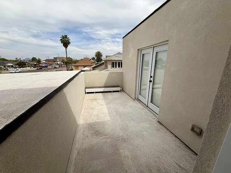 2029 W Adams St — Photo 17