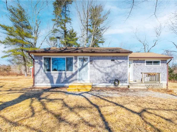 504 Waterman Hill Rd, Coventry, RI 02827