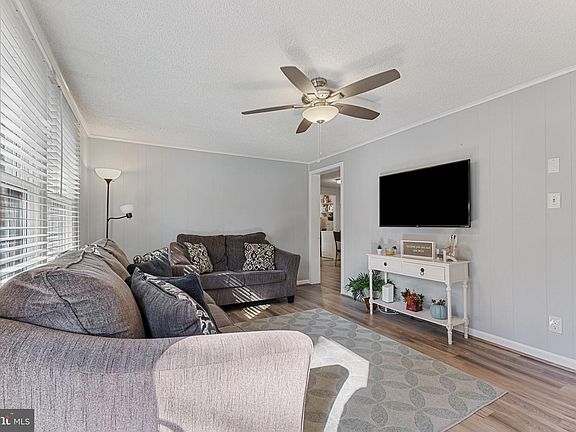 3rd image of 12804 Wilderness Park Dr