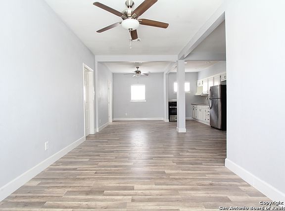 3rd image of 1319 W Winnipeg Ave