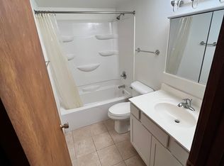 1135 Florence St #5, Marinette, WI 54143