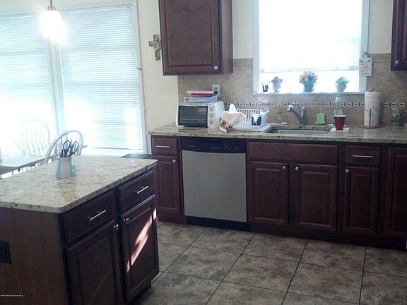 2nd image of 9 La Casta Ct