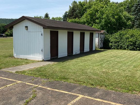 5th image of 1625 County Park Rd #101