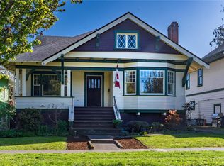 1111 McKenzie St, Victoria, BC V8V 2W1