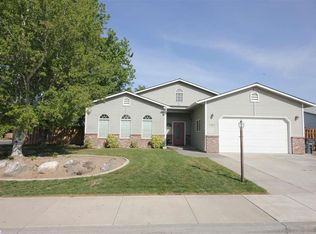 701 S Arthur Pl, Kennewick, WA 99336