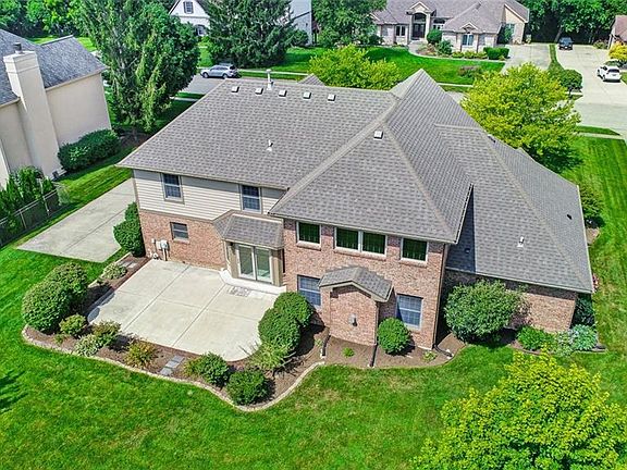 4th image of 10374 Yellow Locust Ln