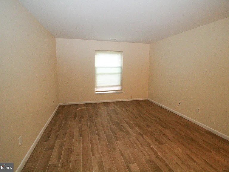 11325 Halethorpe Ter #207 — Photo 17