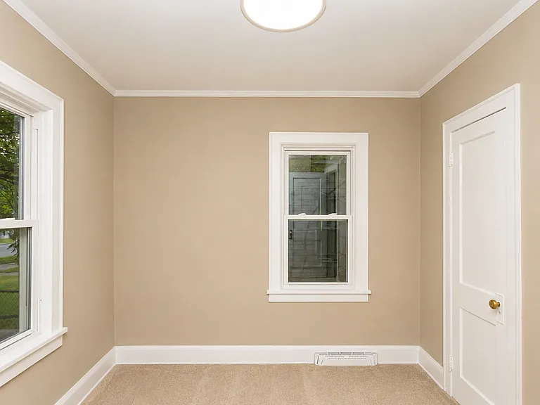 3434 Thomas Ave N — Photo 8