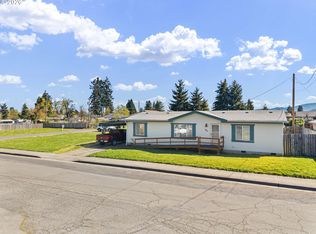 300 S 7th St, Creswell, OR