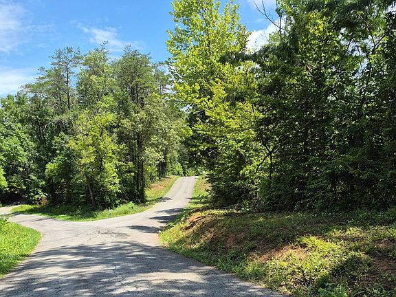 4th image of 0 Boiling Springs Rd