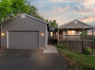 6902 SW Taylors Ferry Rd, Tigard, OR 97223