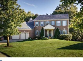 620 Saratoga Rd, Mount Laurel, NJ 08054