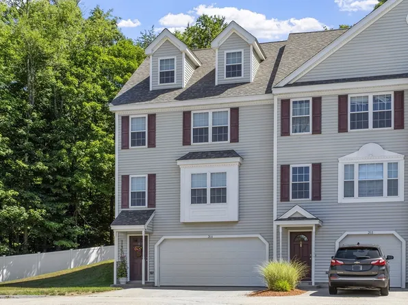 26 Bradley Dr #26A, Groton, MA 01450