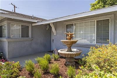 2nd image of 3809 Avenida Simi