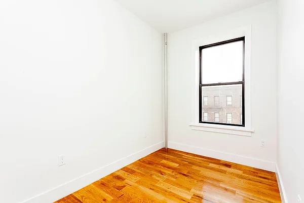 Rented by Town Residential | media 3