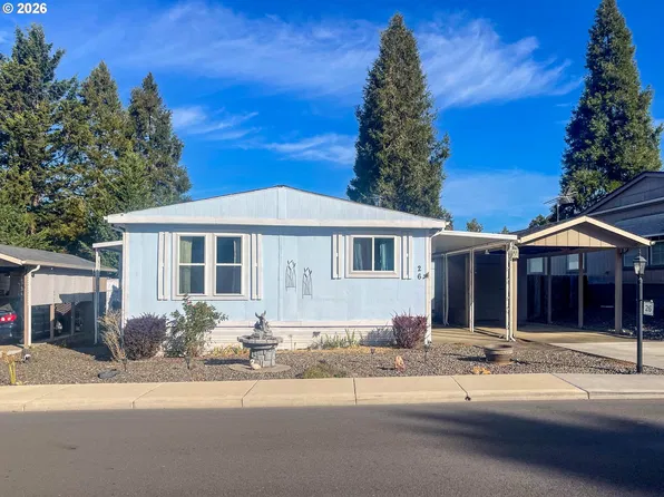 26 NE Mary Ann Ln, Roseburg, OR 97470