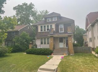 2911 N 53rd St, Milwaukee, WI 53210