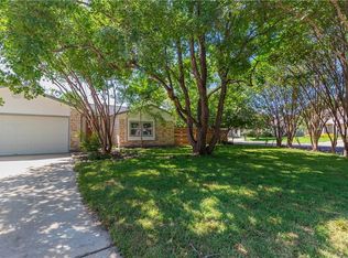 5611 Porsche Ln, Austin, TX 78749