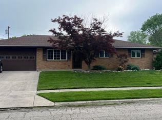 6030 Imperial Hills Dr, Dayton, OH 45414