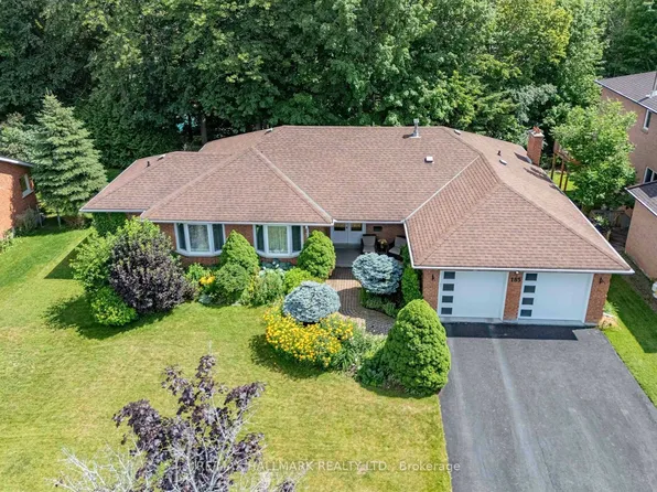 185 Aurora Heights Dr, Aurora, ON L4G 2X1