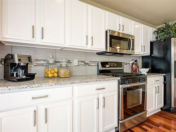 4th image of 6626 Carmichael Ave SE