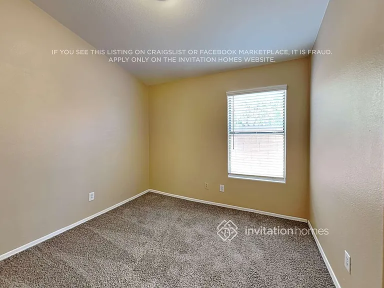 9832 E Olla Ave — Photo 14